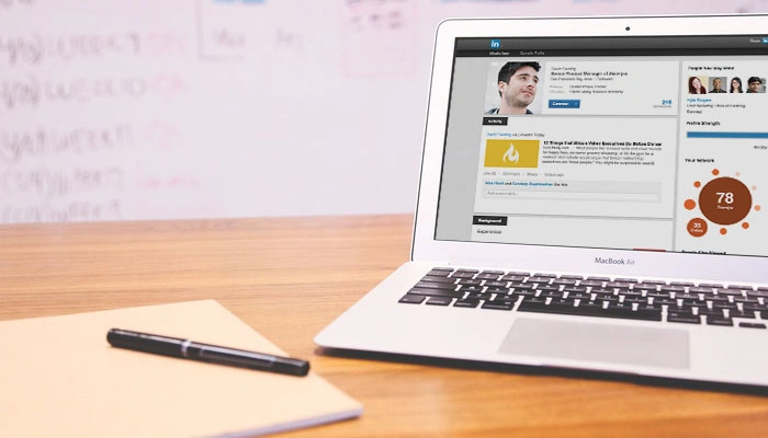 How to Use Your LinkedIn Profile to Find Clients
