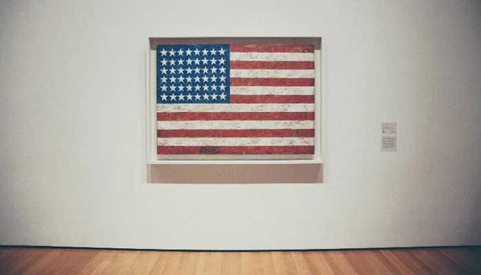 Do US-based web design freelancers need to pay taxes?