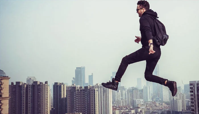 Hourly or Project-Based Pricing? I Recommend this Hybrid Approach